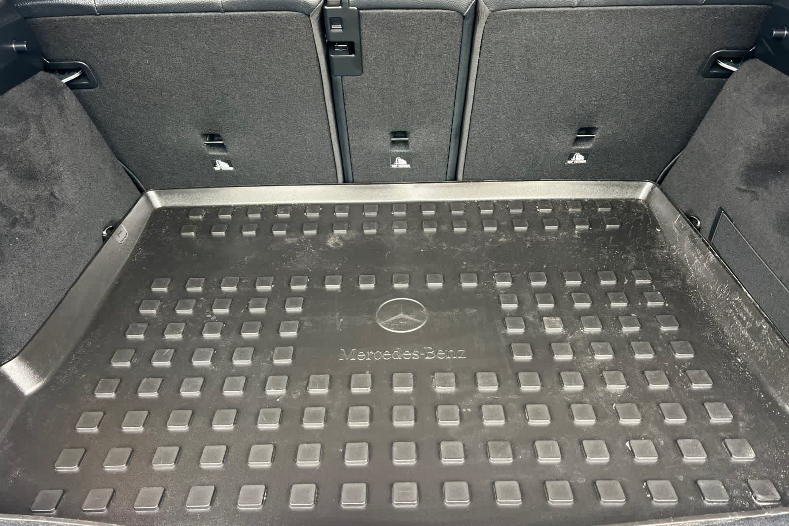 Thumbnail: 2025 Mercedes-Benz GLA - 17