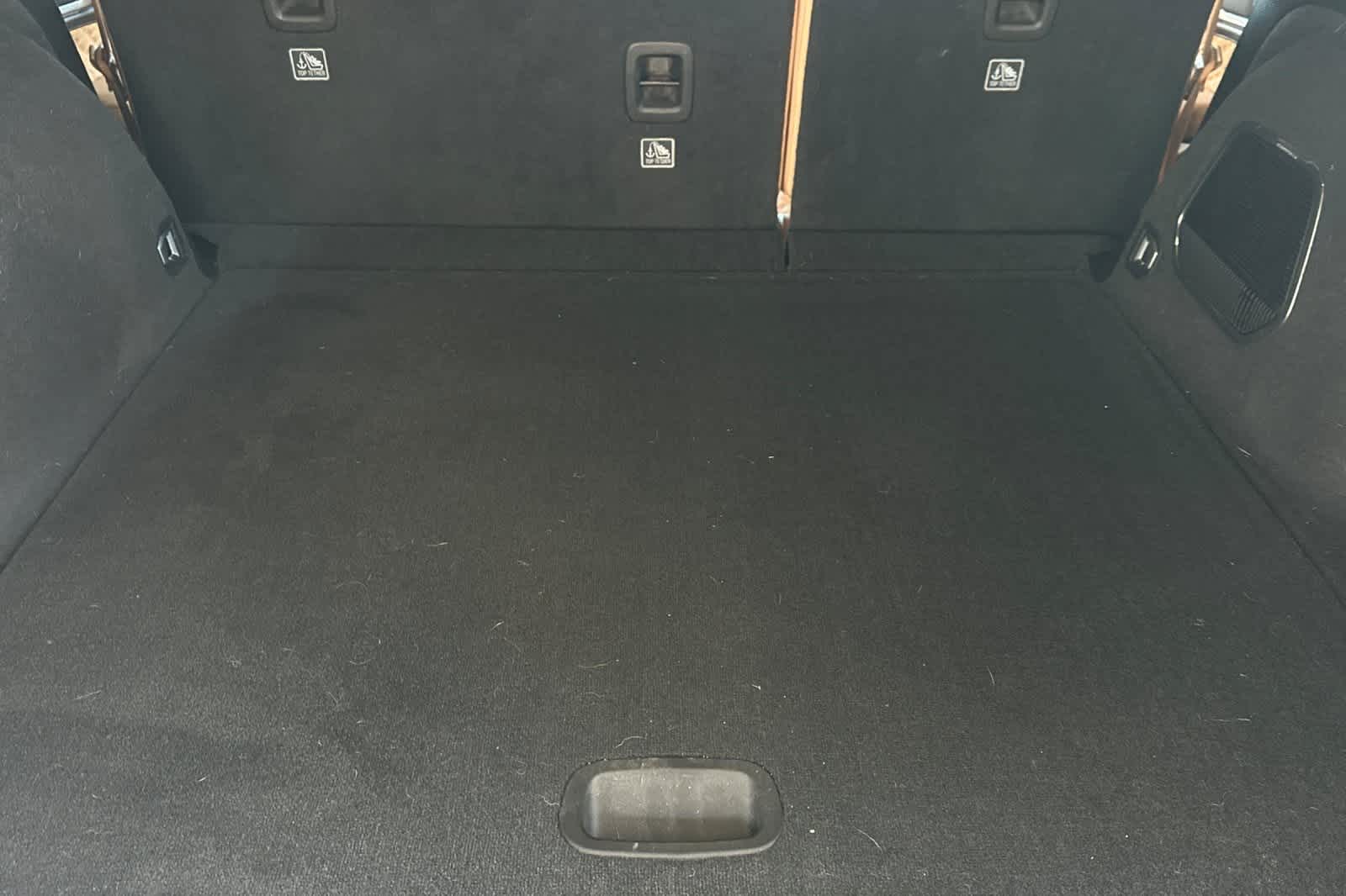 Thumbnail: 2023 Jeep Grand Cherokee - 16