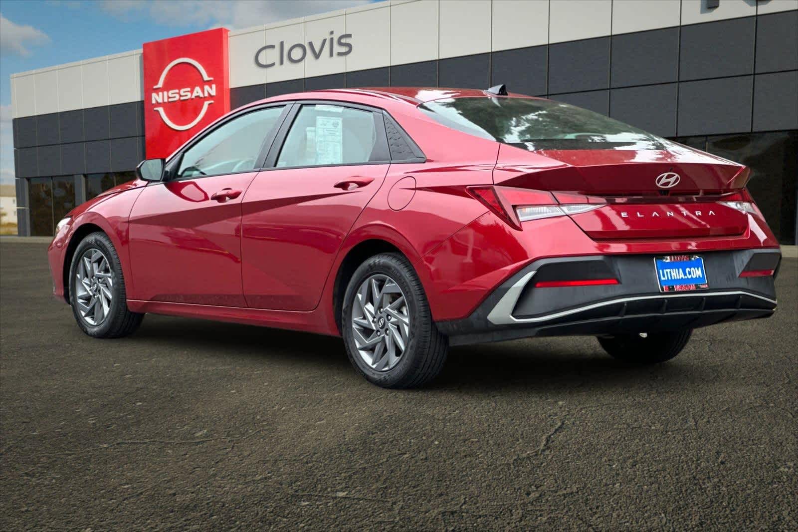 Thumbnail: 2024 Hyundai Elantra - 7