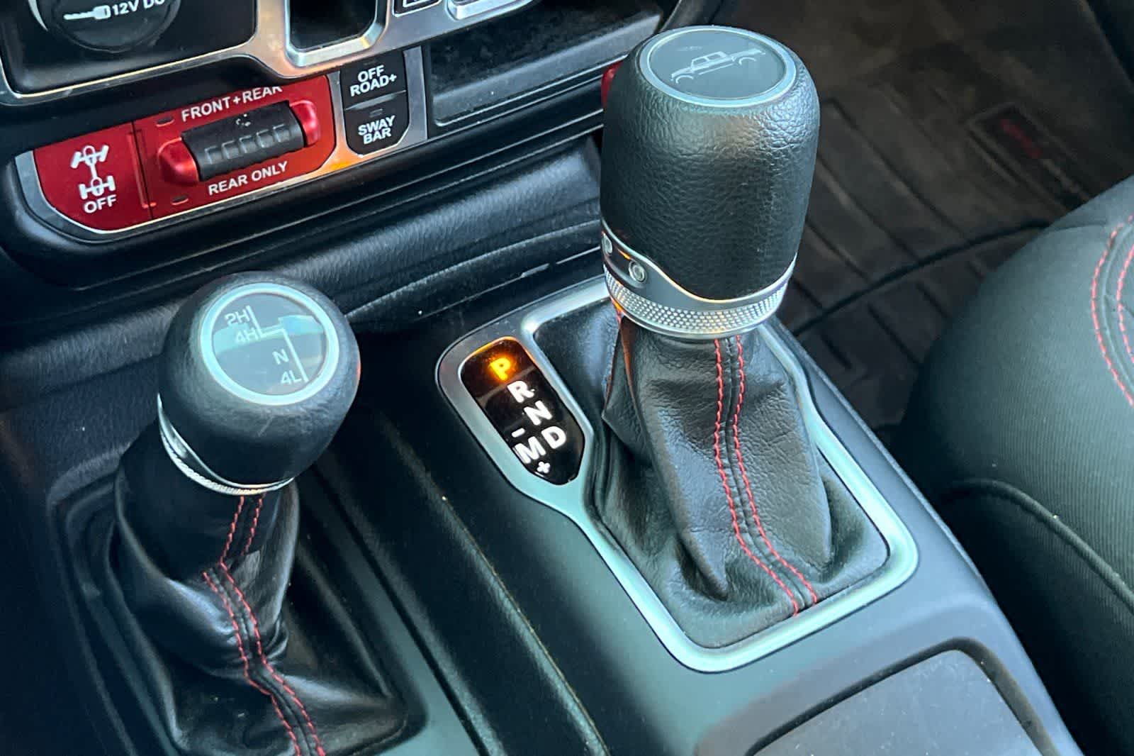 Thumbnail: 2020 Jeep Gladiator - 22