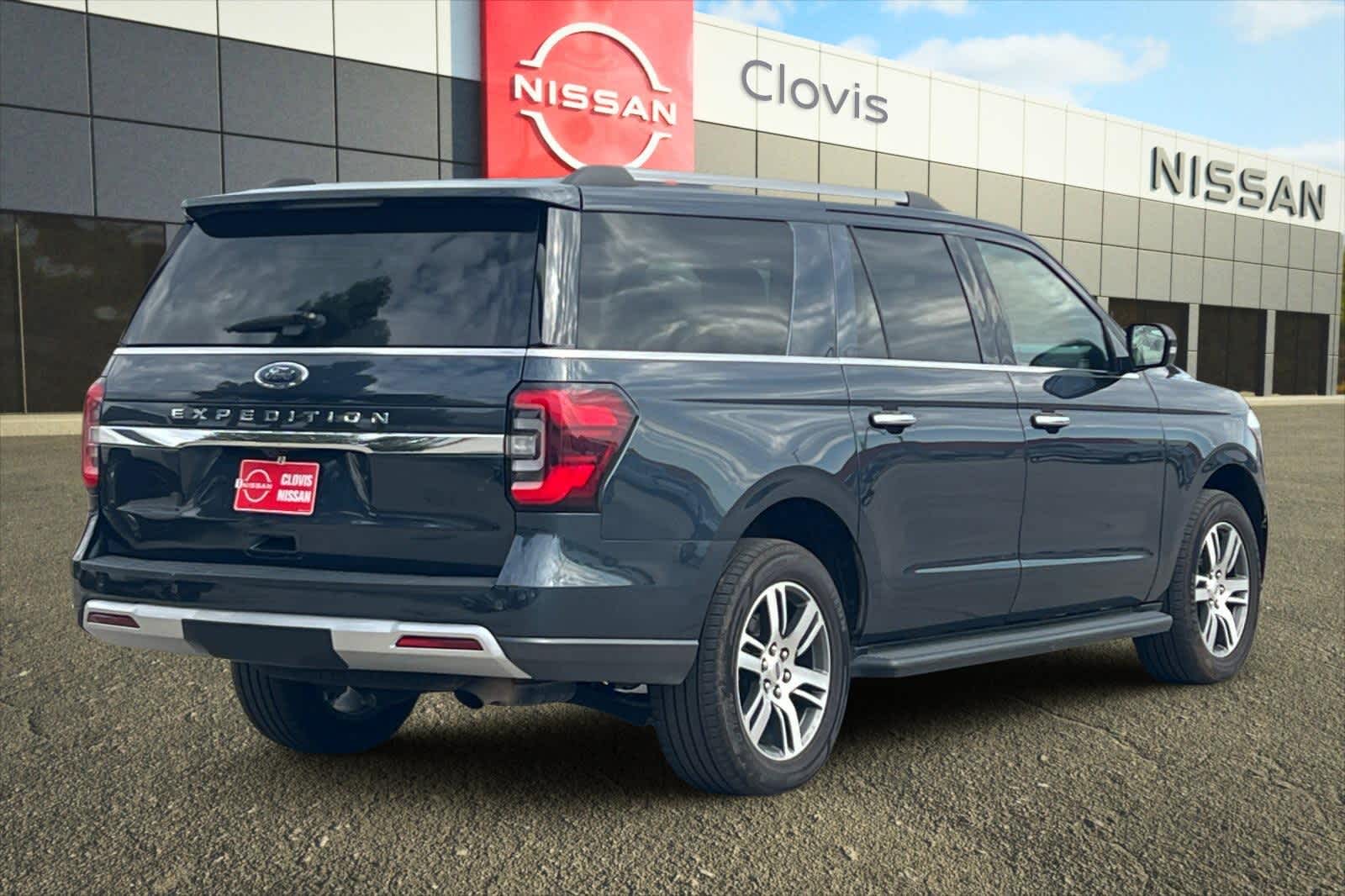 Thumbnail: 2023 Ford Expedition MAX - 3