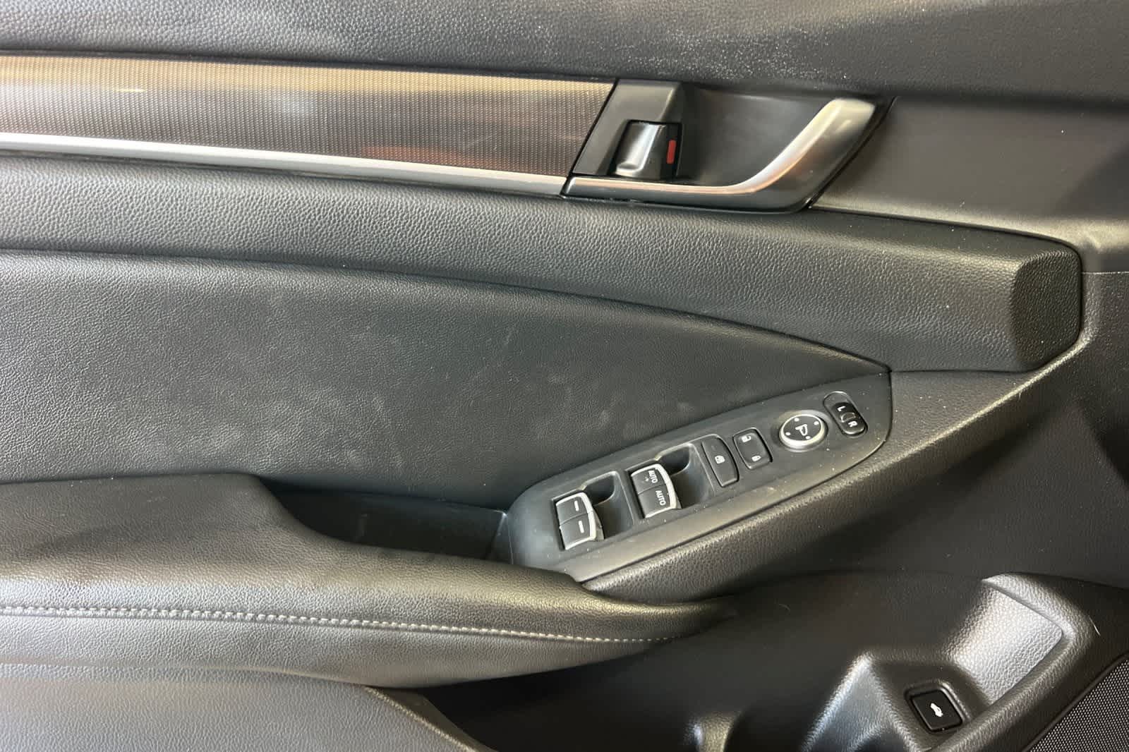 Thumbnail: 2020 Honda Accord - 15