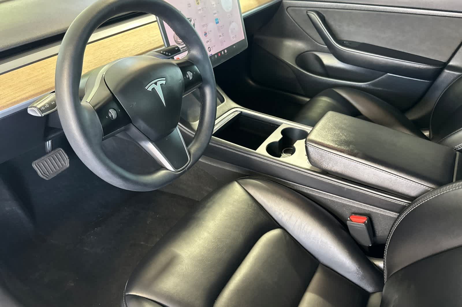Thumbnail: 2021 Tesla Model 3 - 14