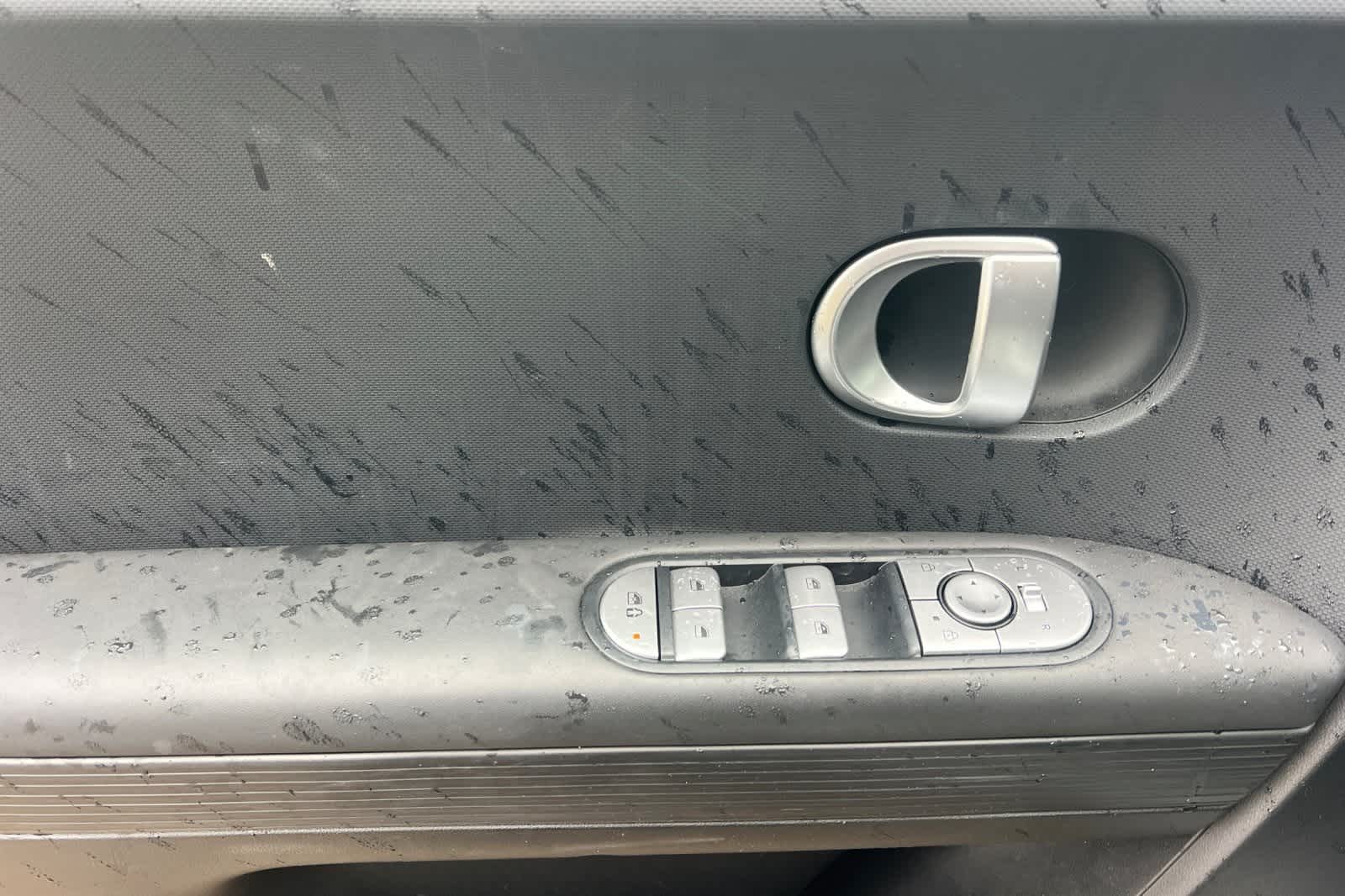 Thumbnail: 2024 Hyundai Ioniq 5 - 13