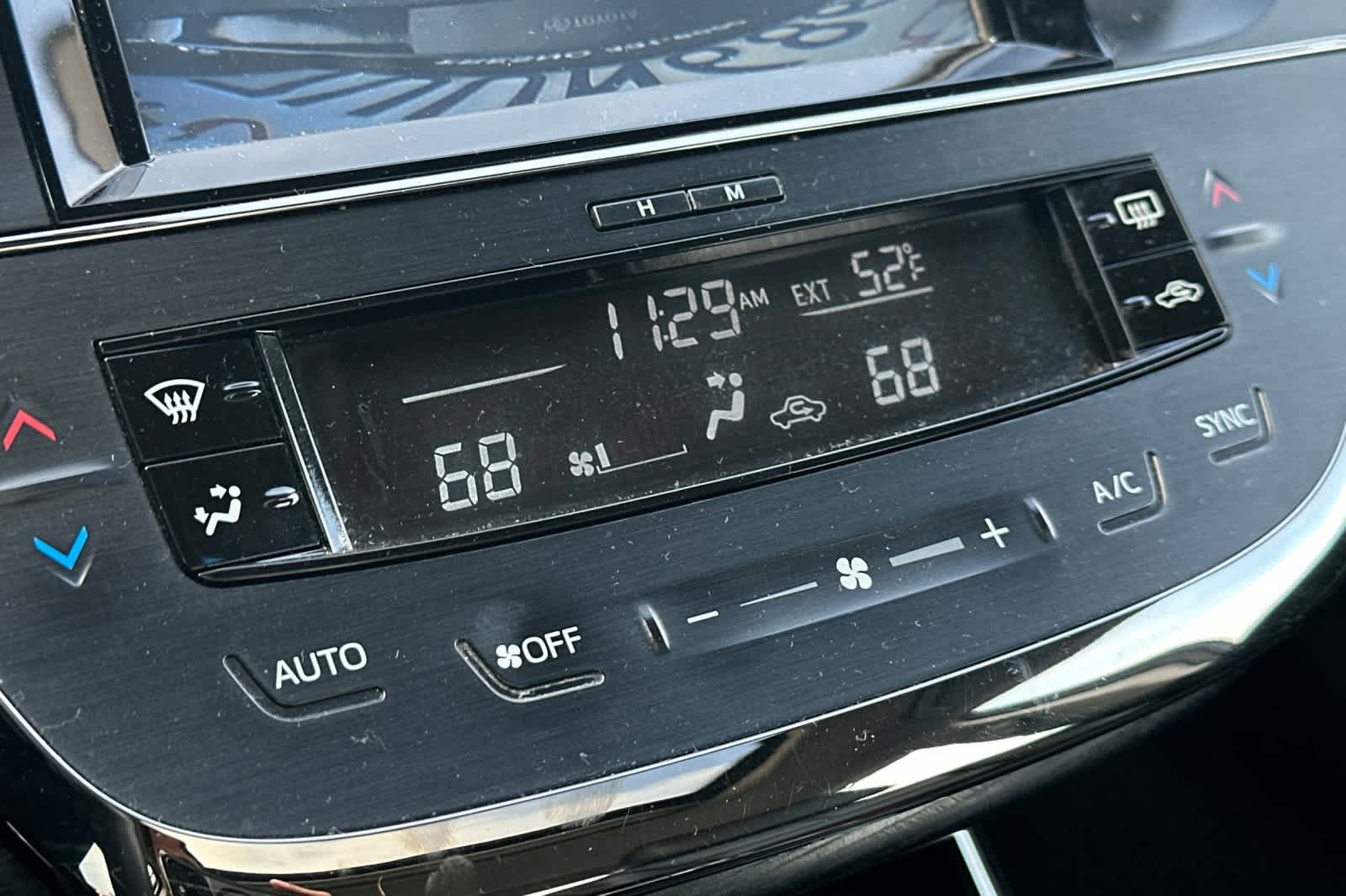 Thumbnail: 2016 Toyota Avalon - 20