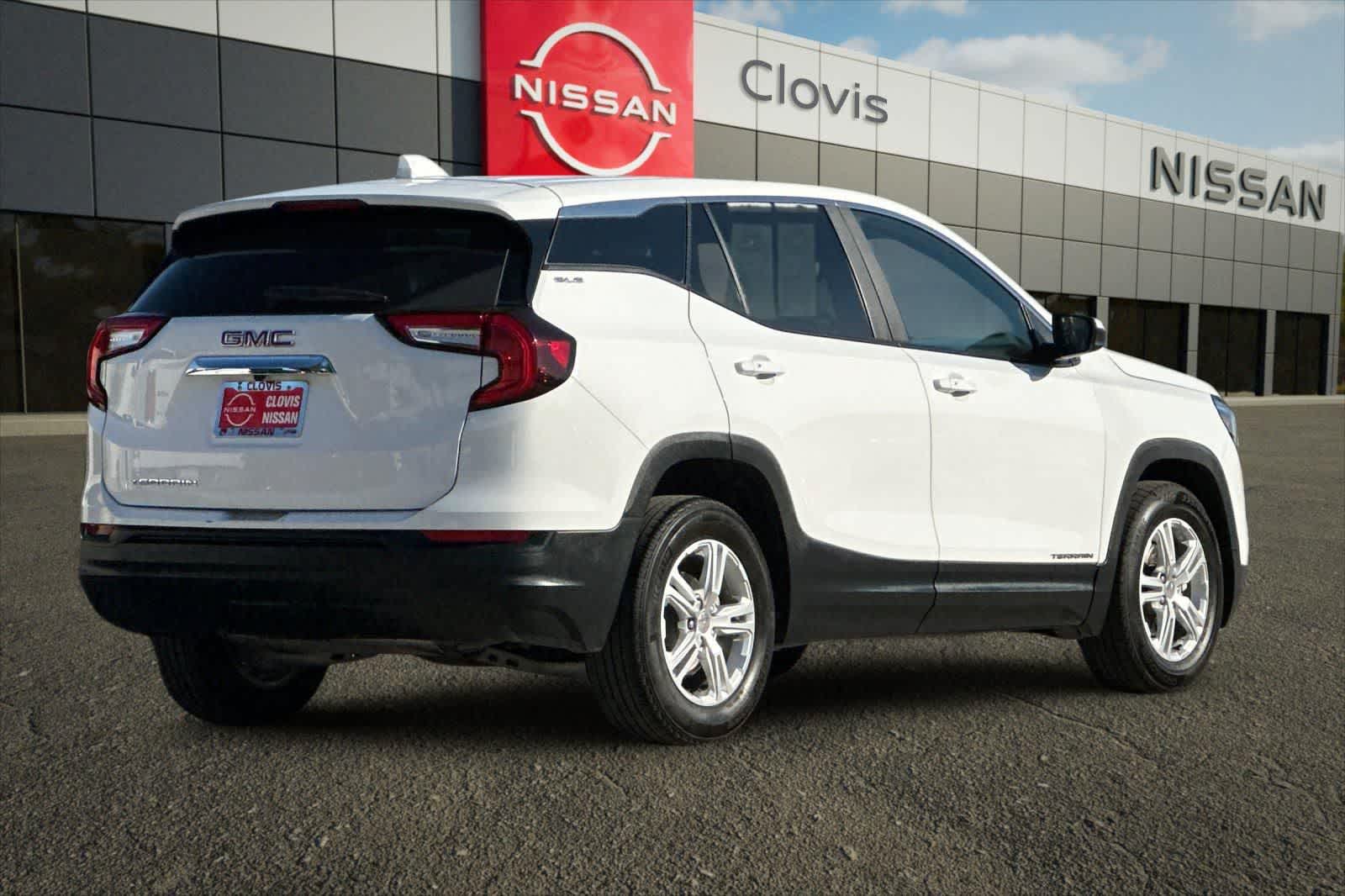 Thumbnail: 2024 GMC Terrain - 3