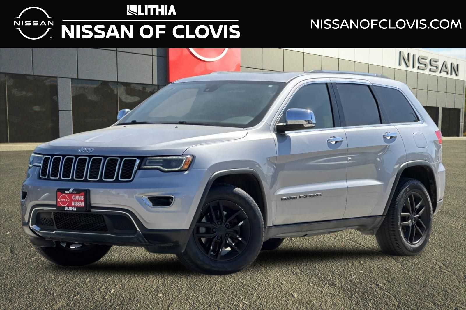 Thumbnail: 2017 Jeep Grand Cherokee - 1
