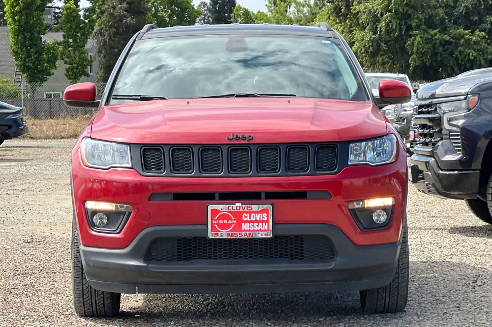 Thumbnail: 2021 Jeep Compass - 11
