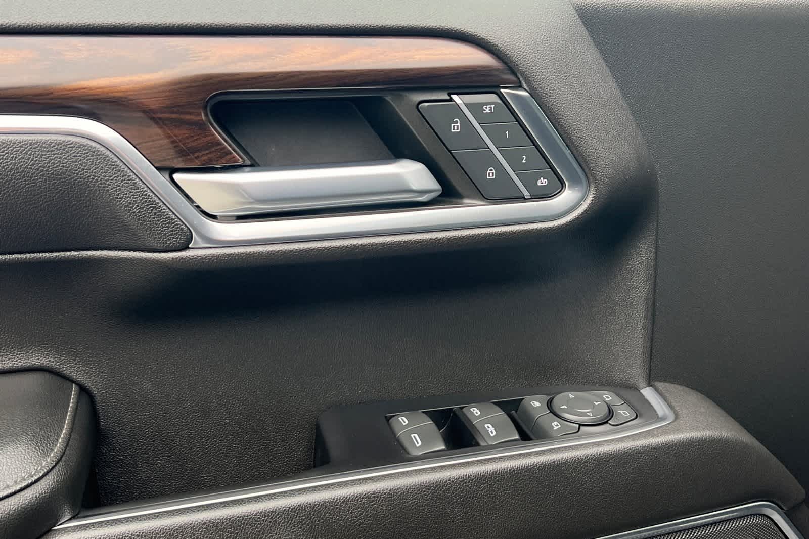 Thumbnail: 2022 GMC Sierra 1500 - 13