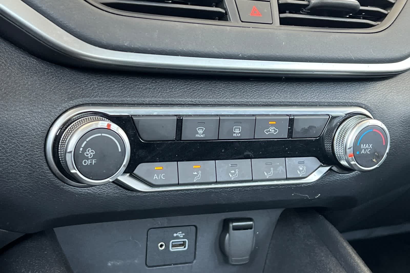 Thumbnail: 2023 Nissan Altima - 22