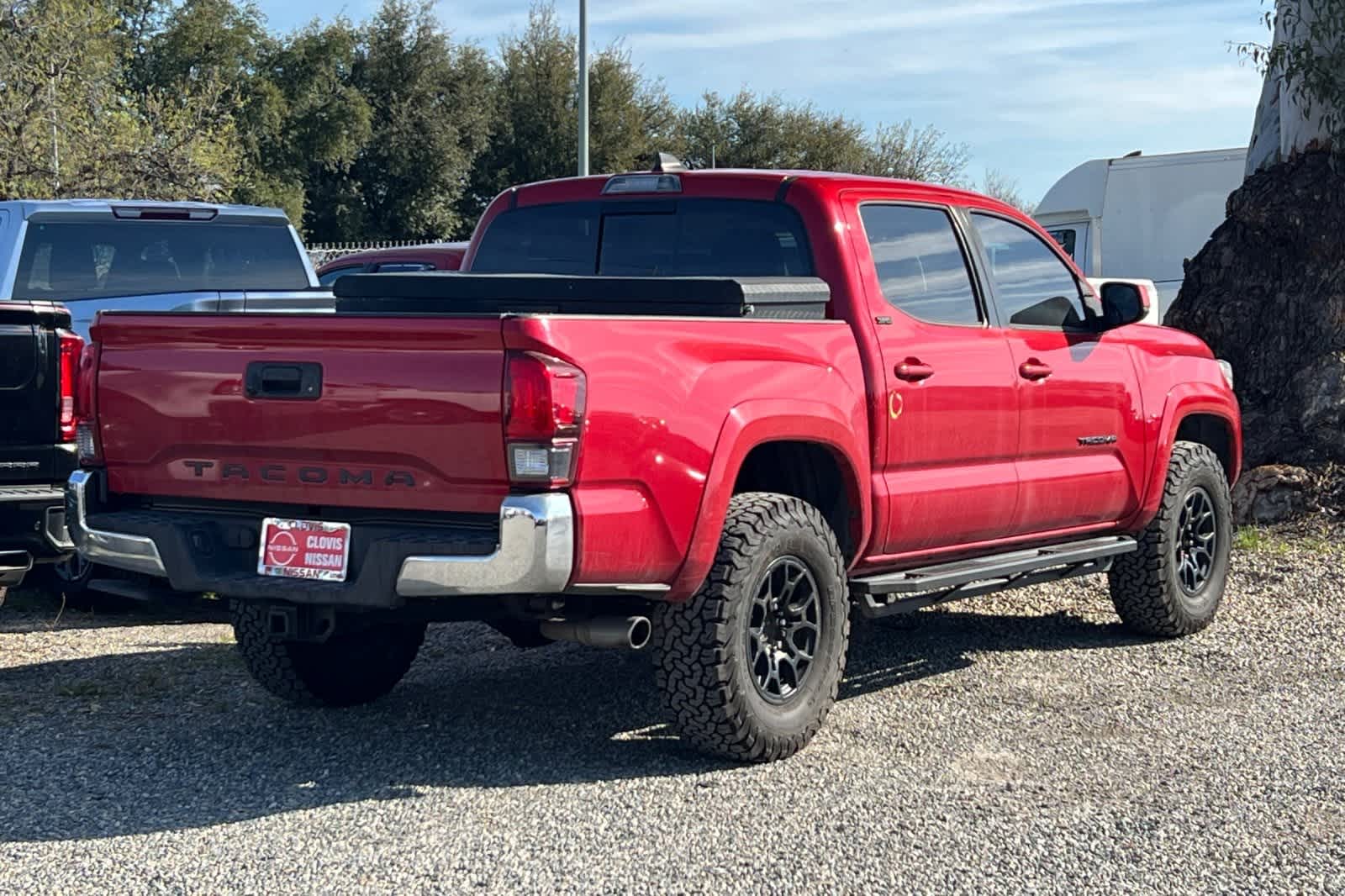 Thumbnail: 2020 Toyota Tacoma - 3