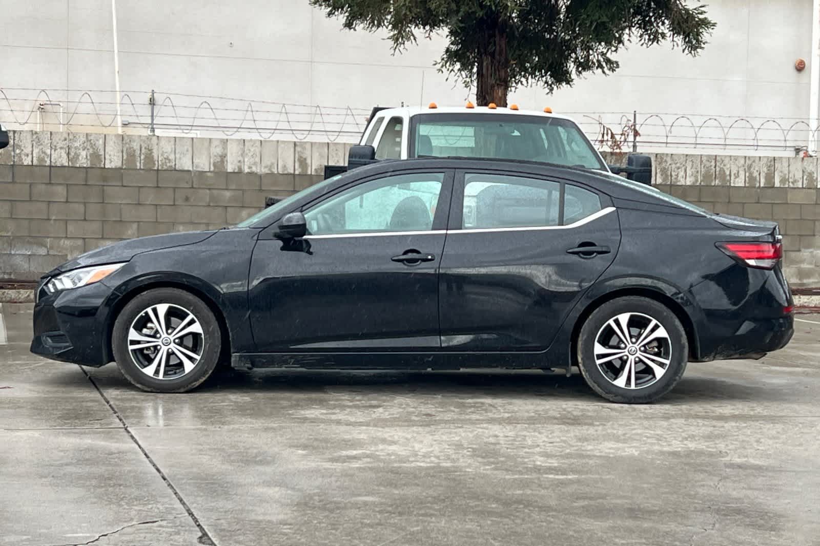 Thumbnail: 2023 Nissan Sentra - 6