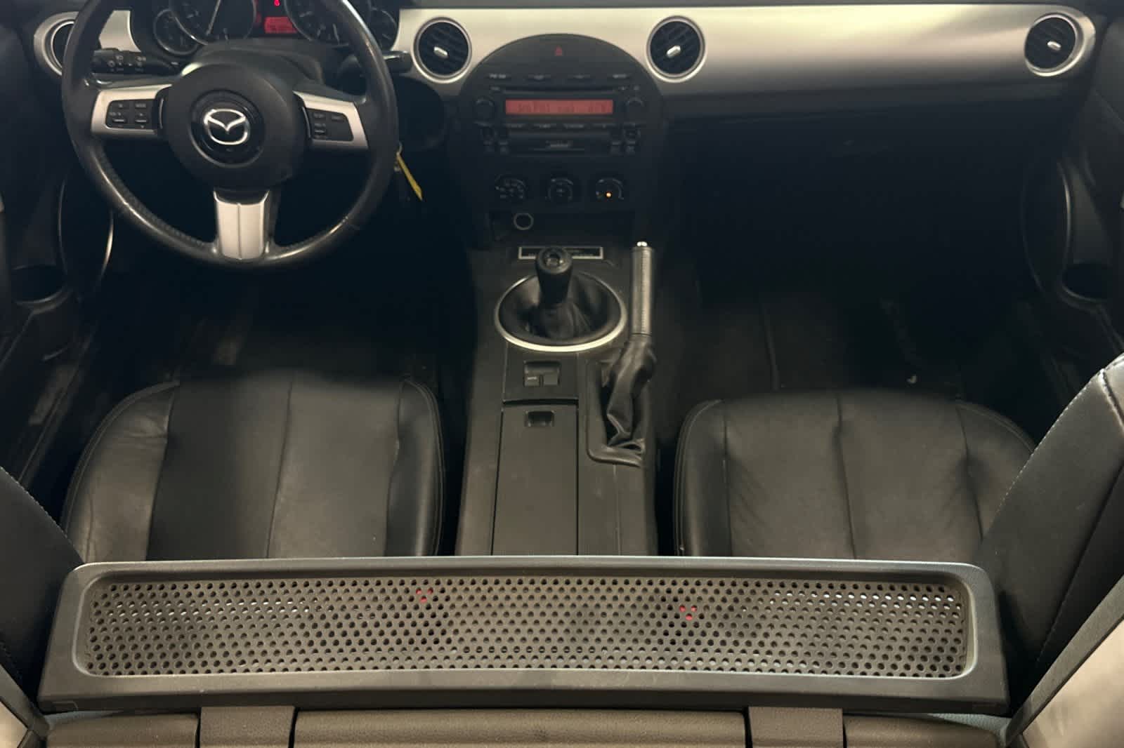 Thumbnail: 2006 Mazda MX-5 Miata - 4