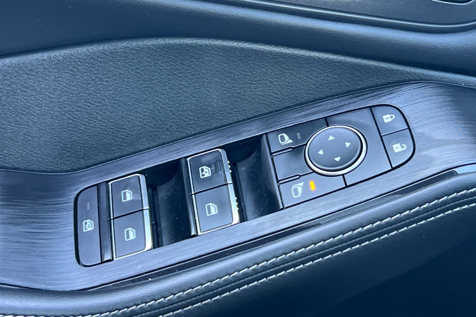 Thumbnail: 2022 Nissan Rogue - 14