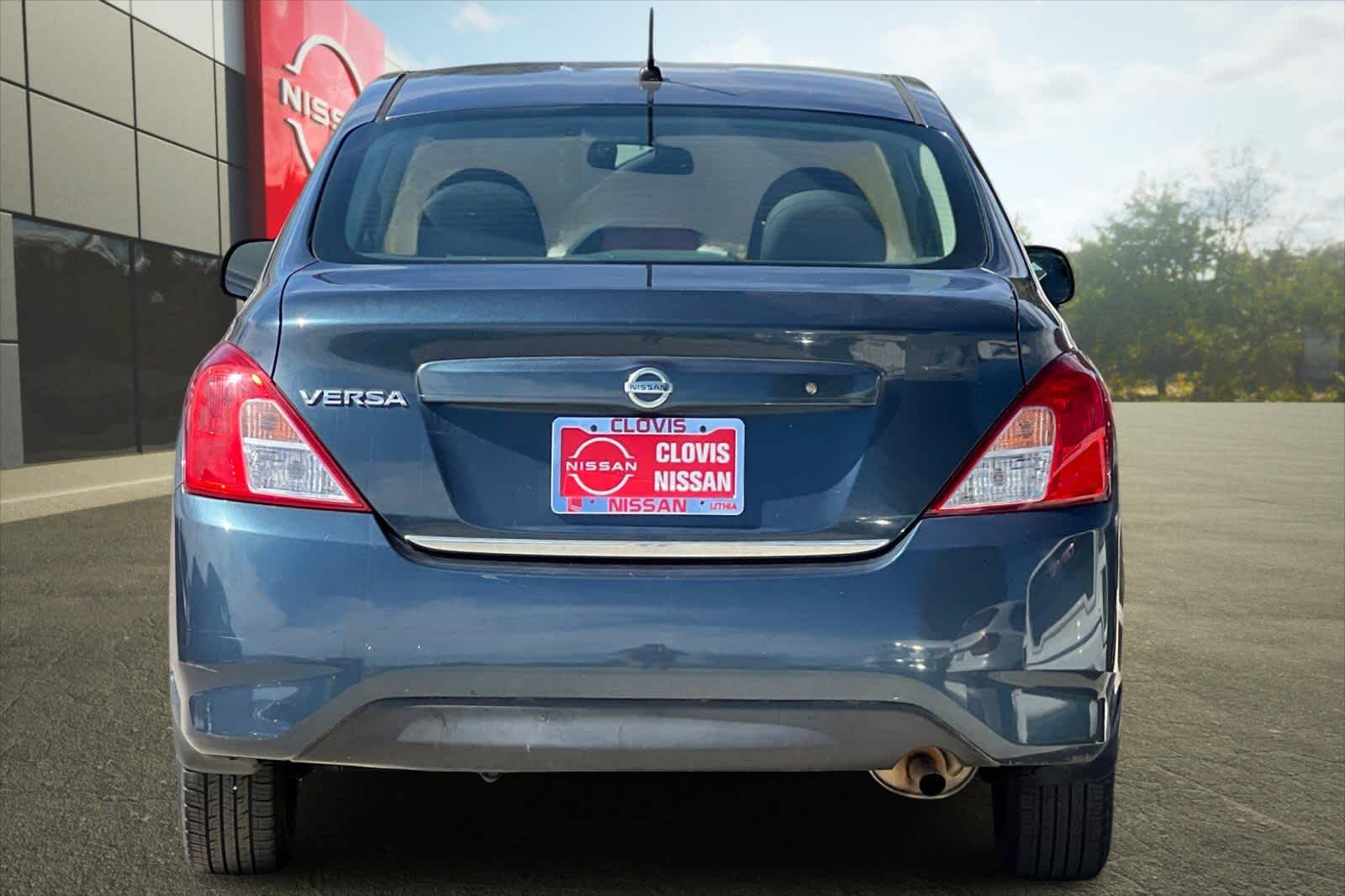 Thumbnail: 2015 Nissan Versa - 8