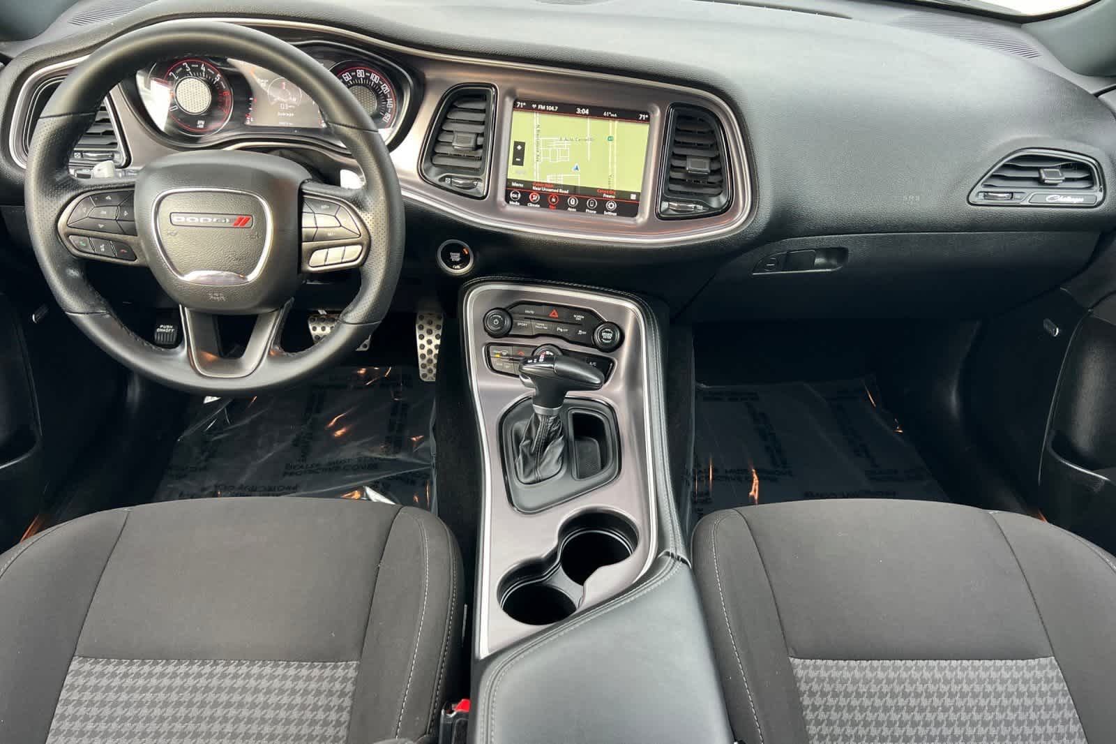 Thumbnail: 2022 Dodge Challenger - 4