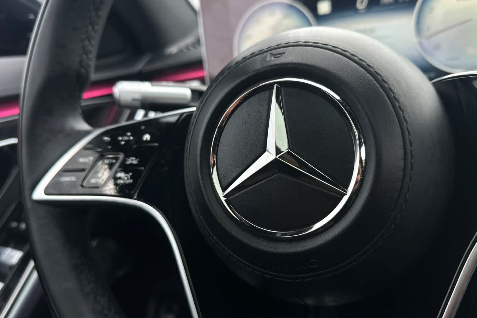 Thumbnail: 2023 Mercedes-Benz S-Class - 38