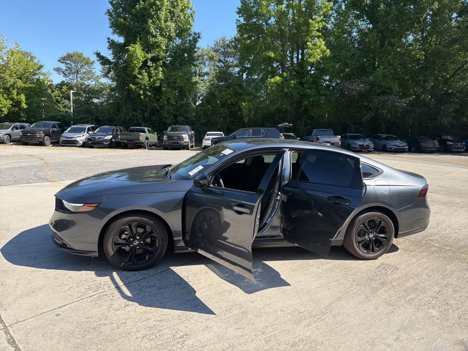 Thumbnail: 2025 Honda Accord - 18