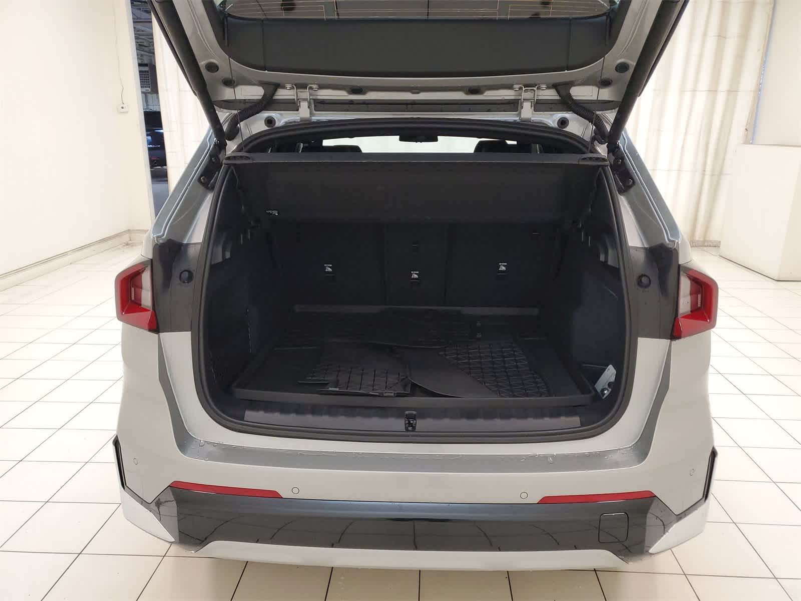 Thumbnail: 2025 BMW X1 - 24