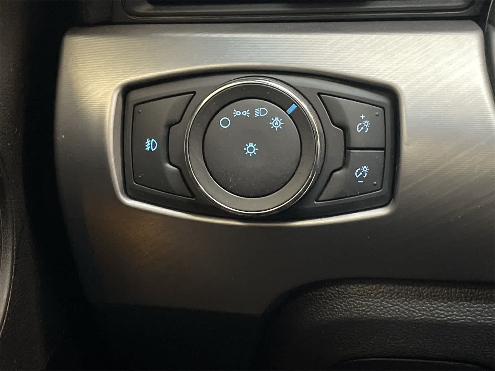 Thumbnail: 2022 Ford Mustang - 31