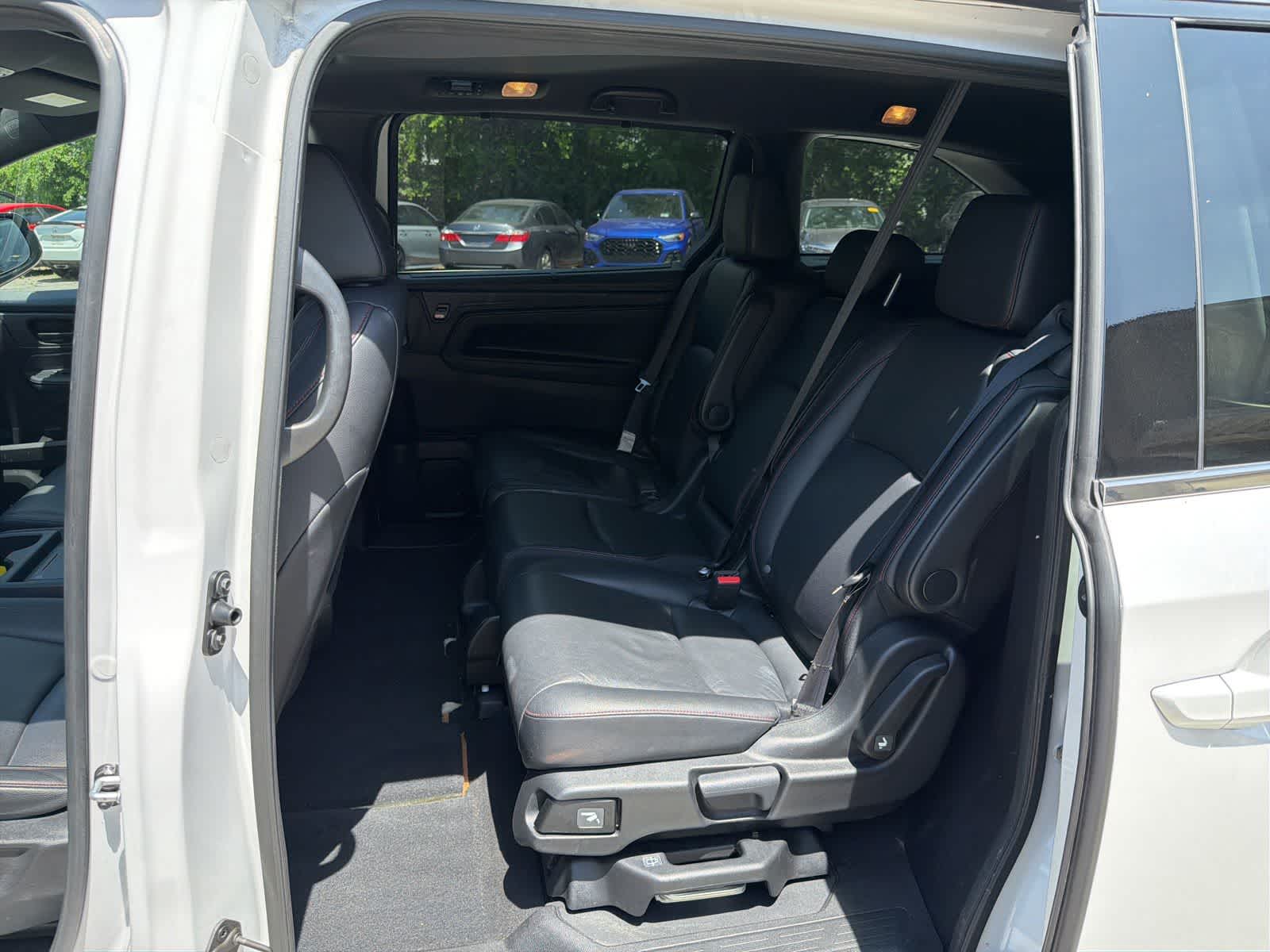Thumbnail: 2025 Honda Odyssey - 16