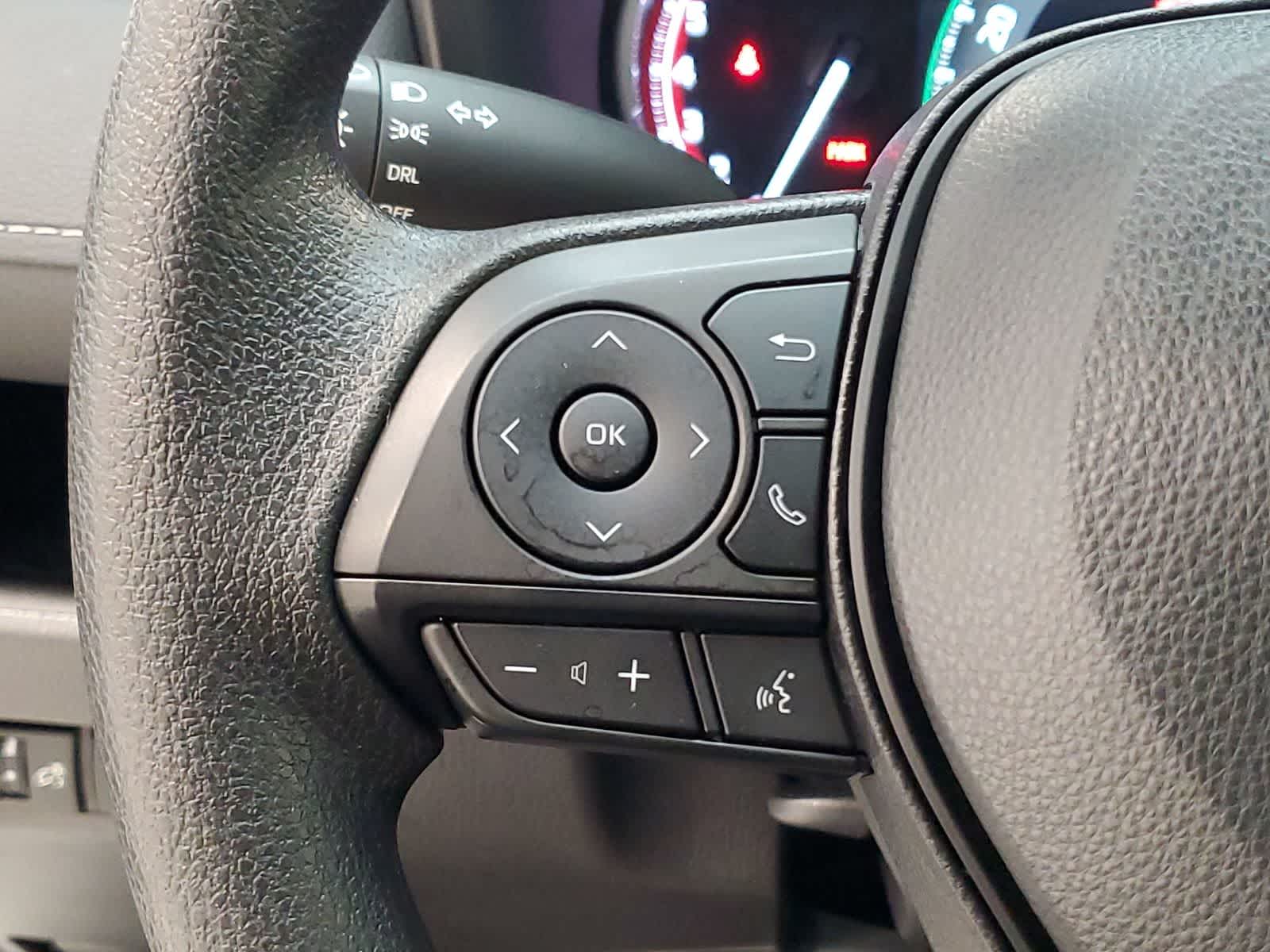 Thumbnail: 2025 Toyota RAV4 - 9