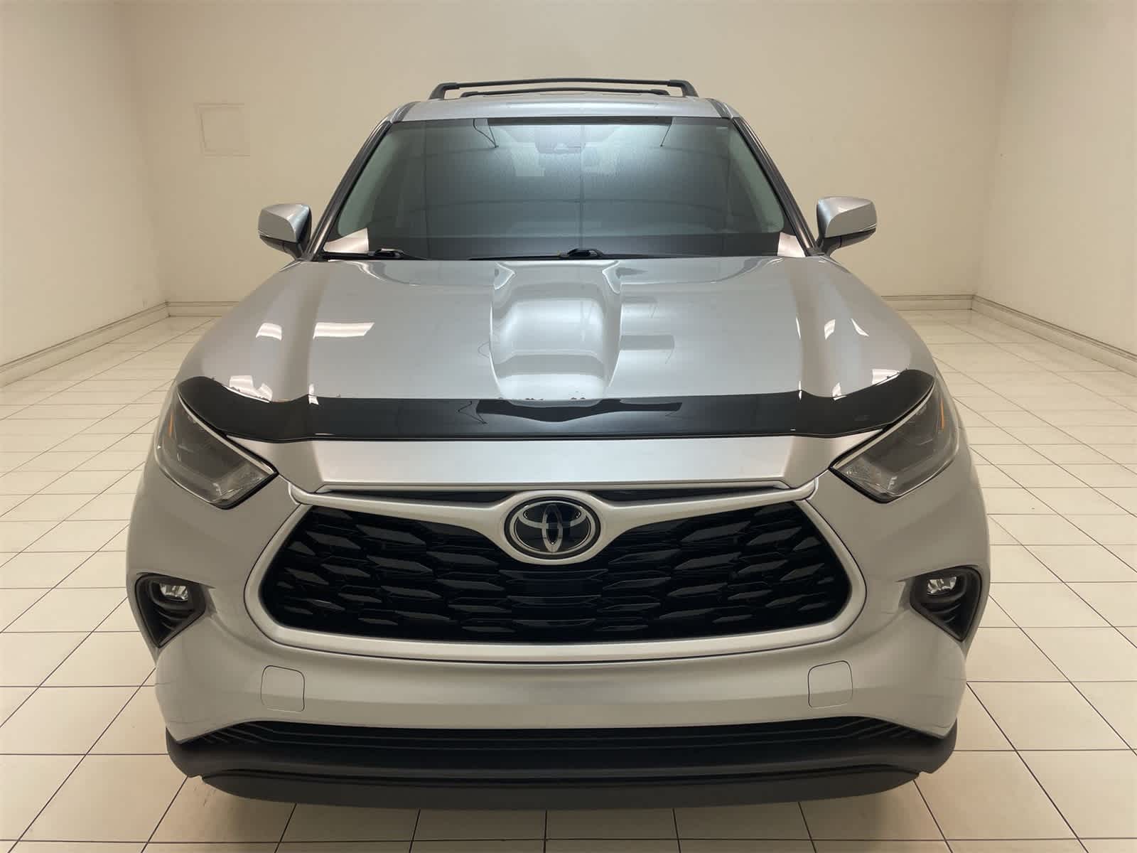 Thumbnail: 2023 Toyota Highlander - 23