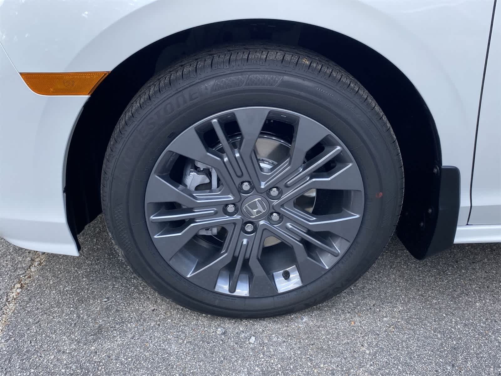 Thumbnail: 2026 Honda Odyssey - 7