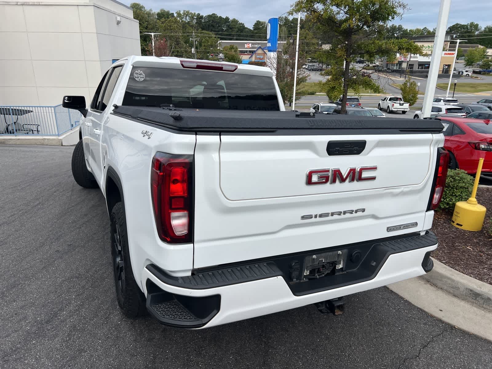 Thumbnail: 2022 GMC Sierra 1500 - 8