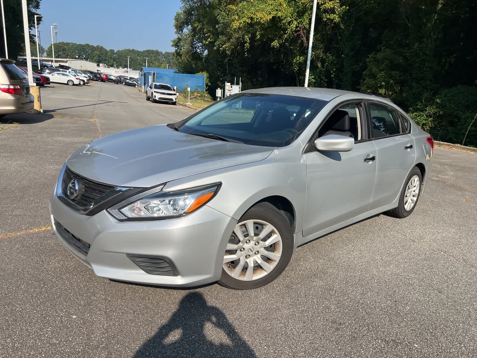 Thumbnail: 2017 Nissan Altima - 5