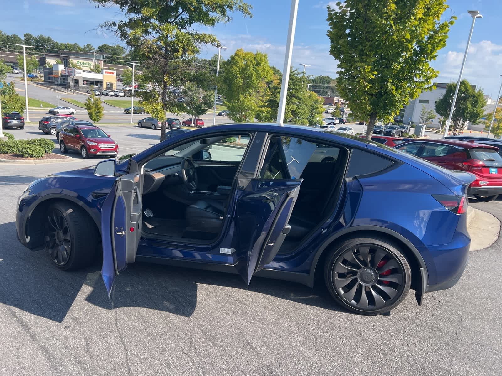 Thumbnail: 2022 Tesla Model Y - 18