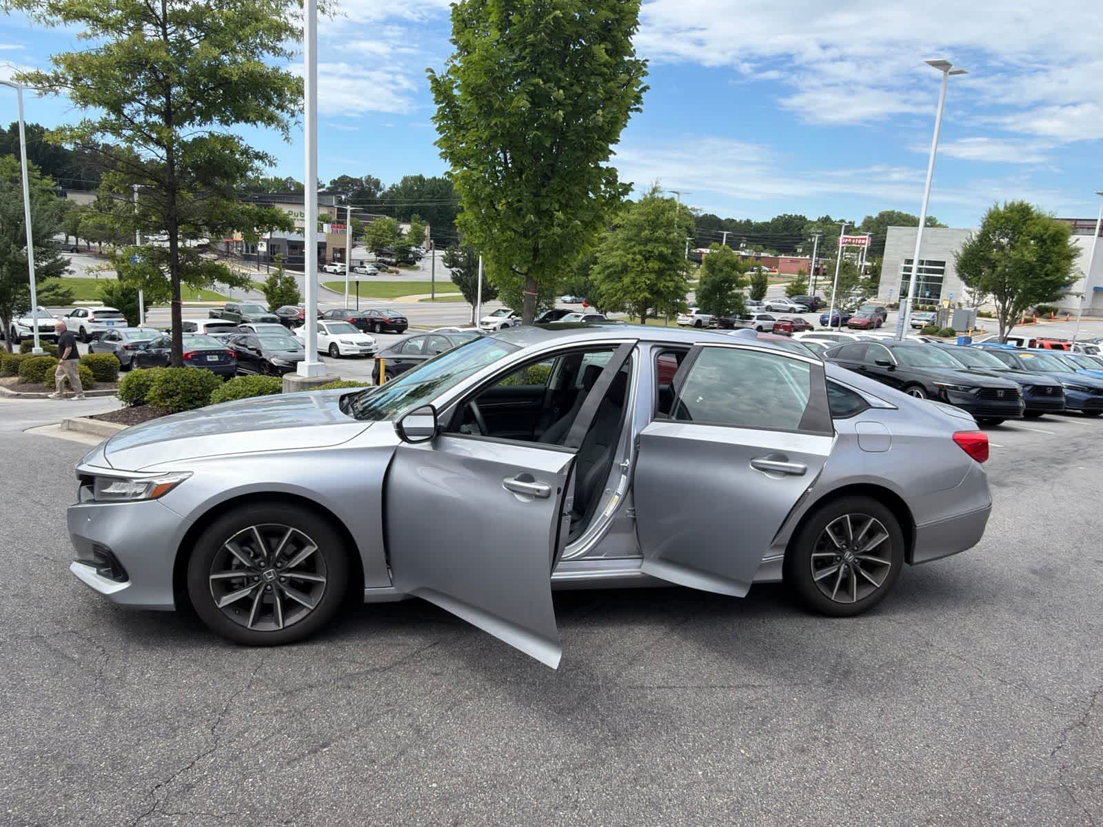 Thumbnail: 2021 Honda Accord - 18