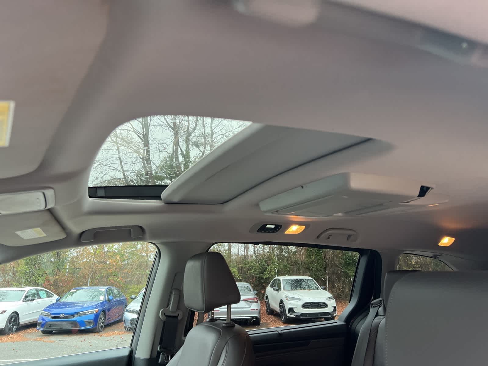 Thumbnail: 2023 Honda Odyssey - 17