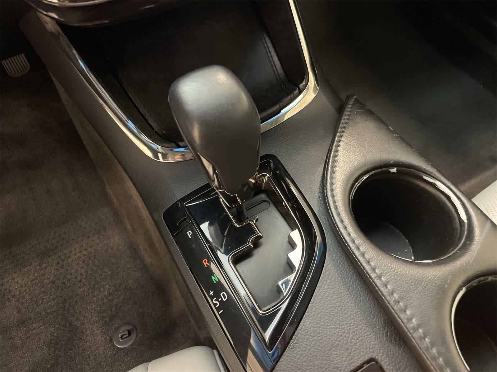 Thumbnail: 2014 Toyota Avalon - 9