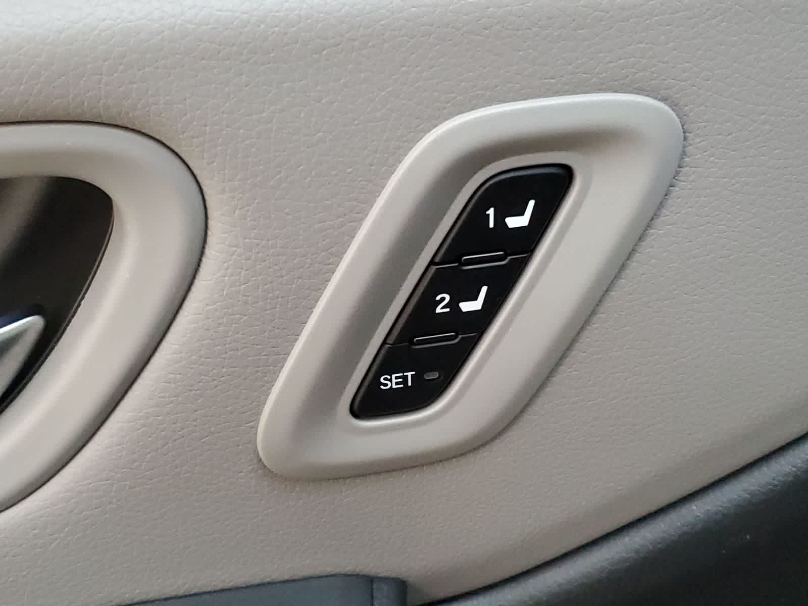 Thumbnail: 2025 Honda Pilot - 19