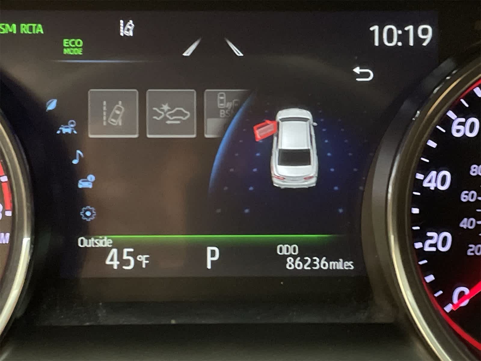 Thumbnail: 2019 Toyota Camry - 14