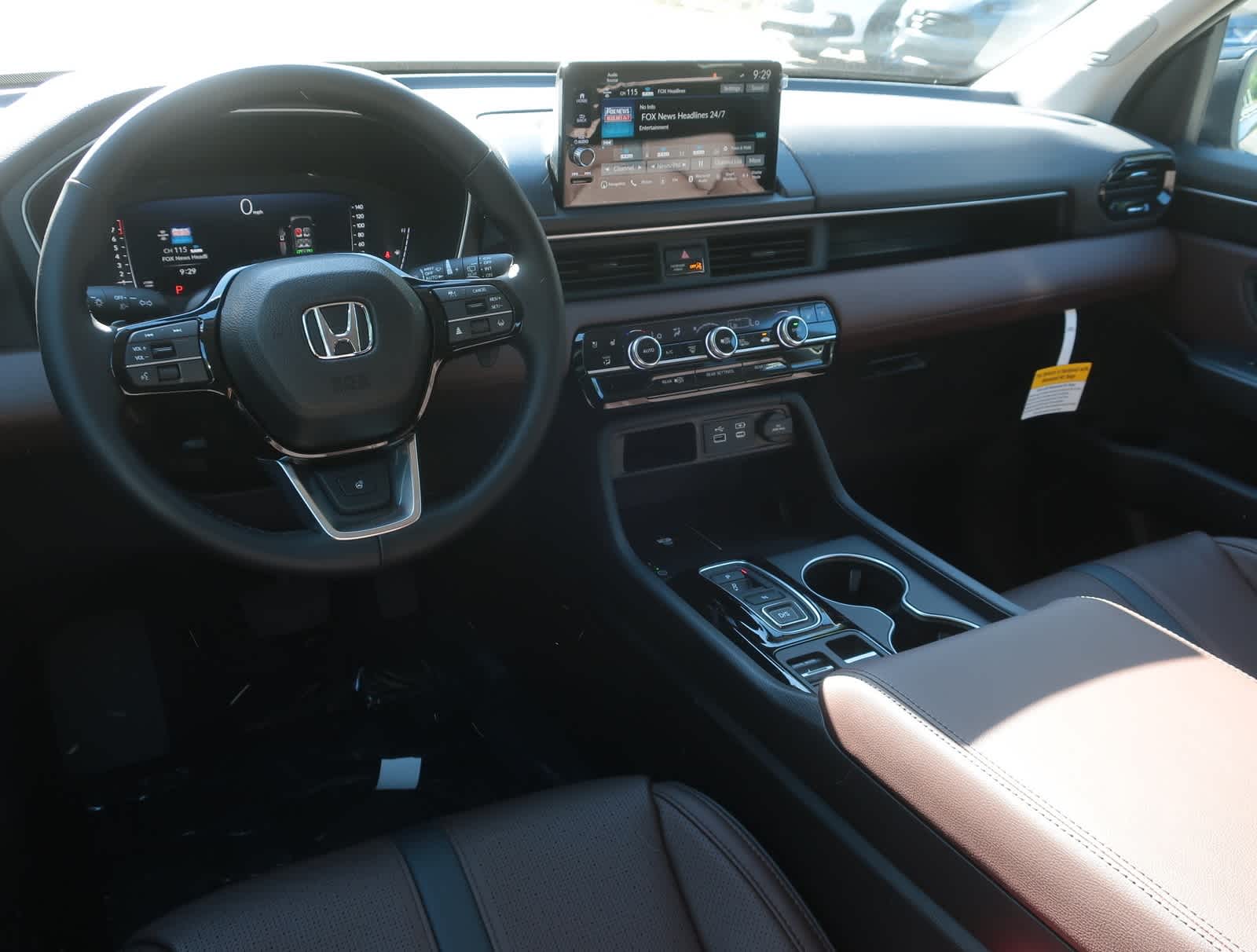 Thumbnail: 2025 Honda Pilot - 9