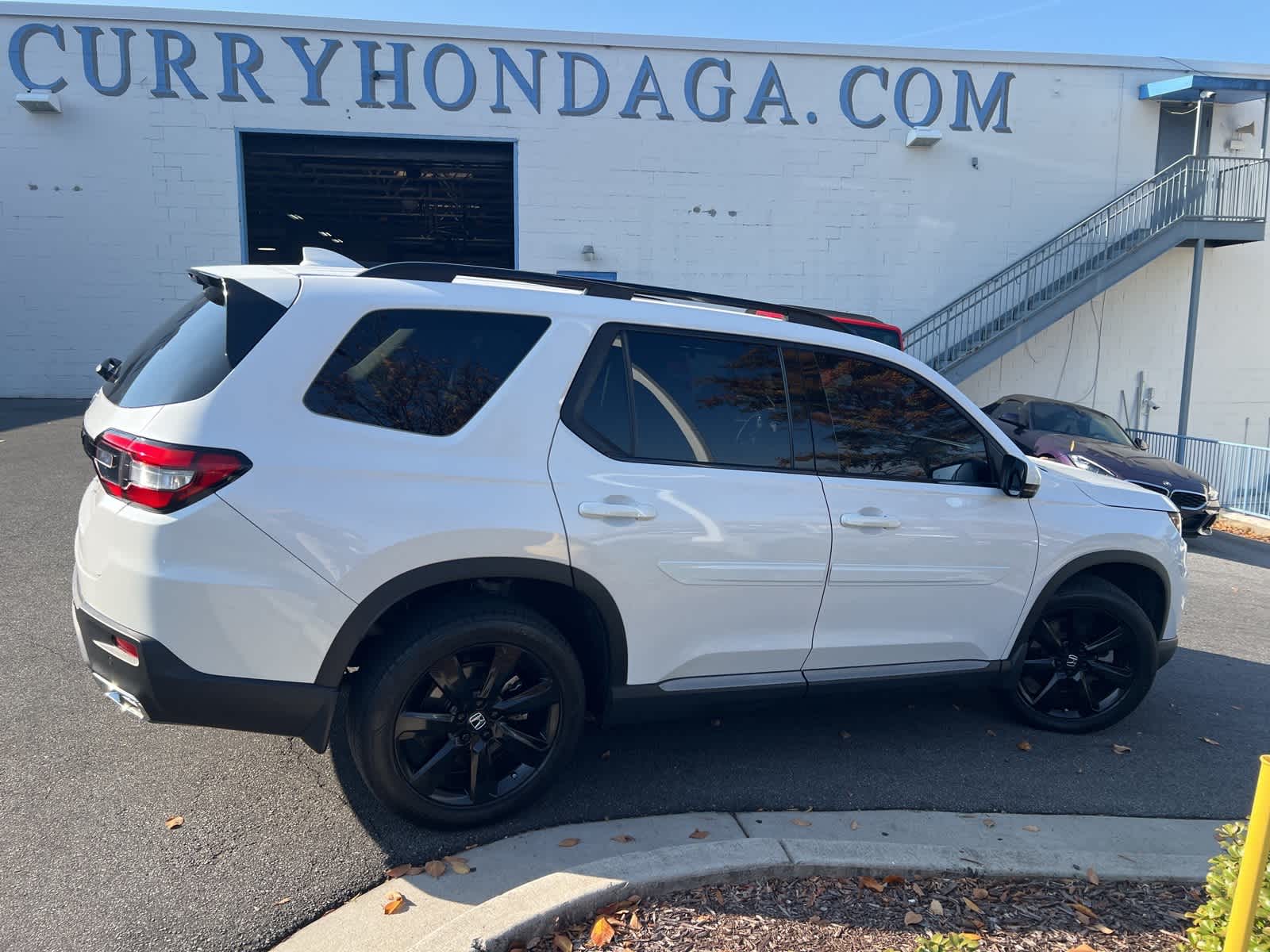 Thumbnail: 2024 Honda Pilot - 11