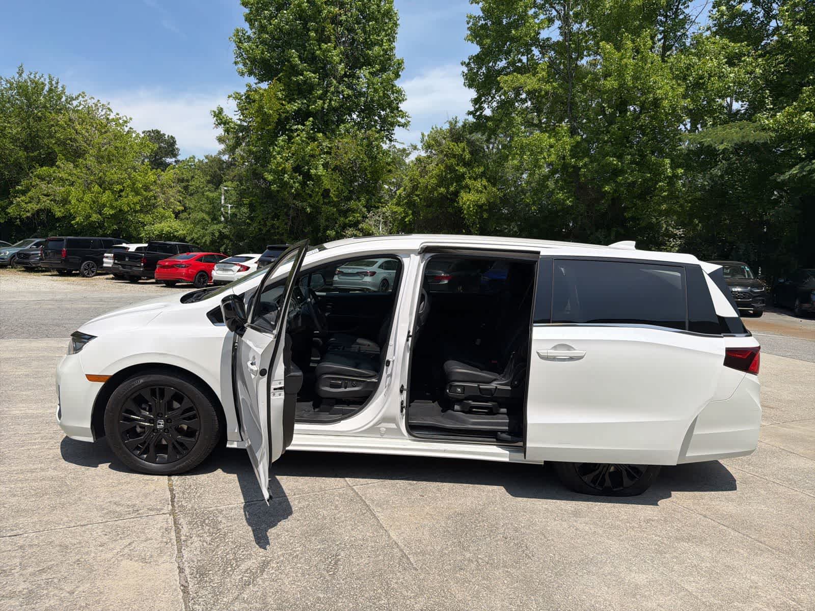 Thumbnail: 2025 Honda Odyssey - 19