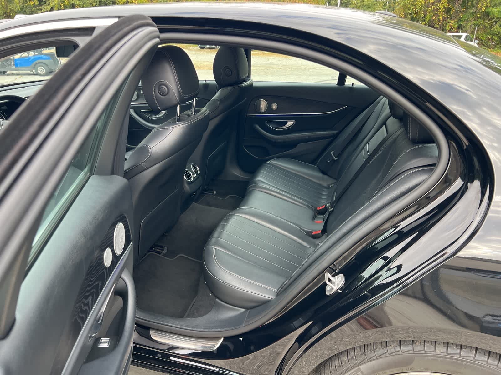 Thumbnail: 2017 Mercedes-Benz E-Class - 17