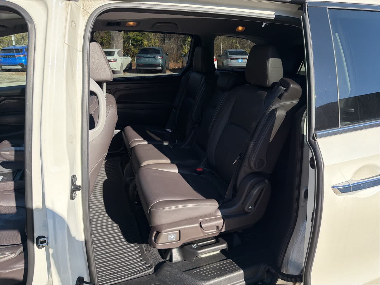 Thumbnail: 2018 Honda Odyssey - 17