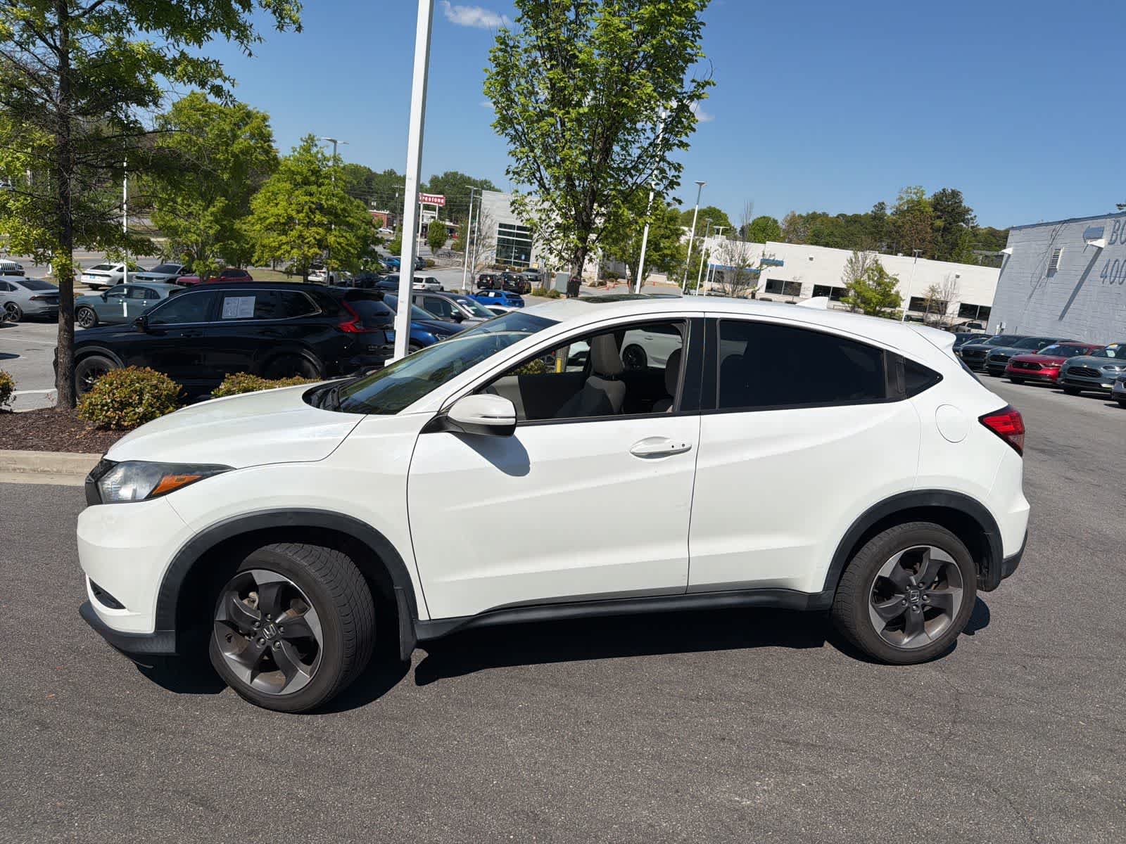 Thumbnail: 2018 Honda HR-V - 6