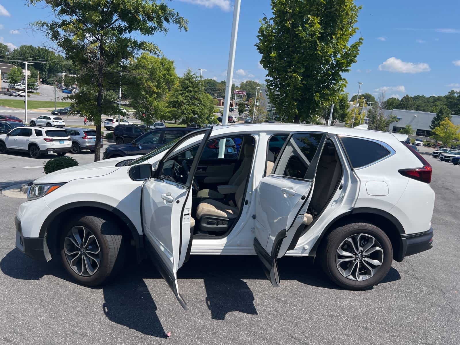 Thumbnail: 2022 Honda CR-V - 17