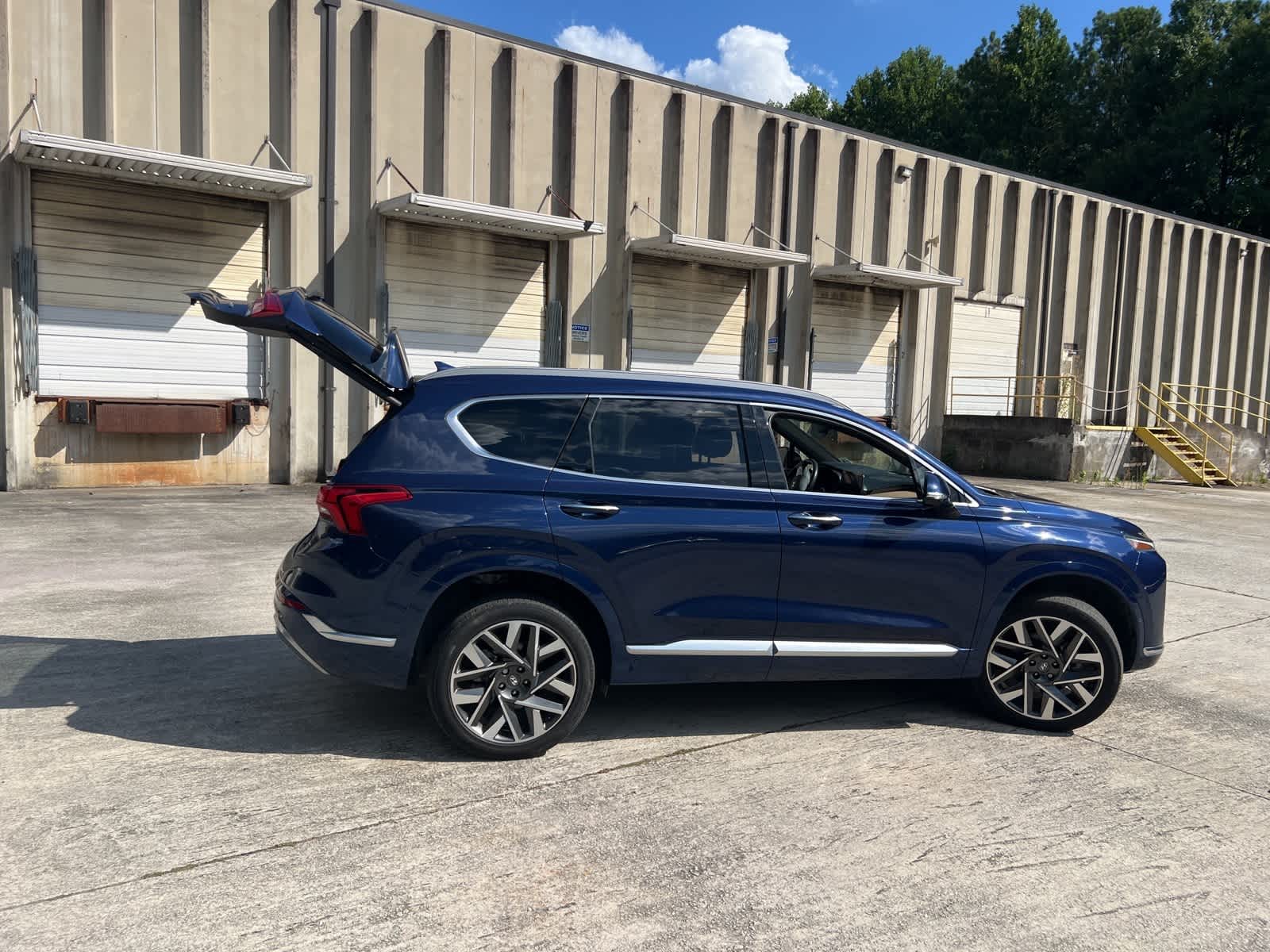Thumbnail: 2023 Hyundai Santa Fe - 12