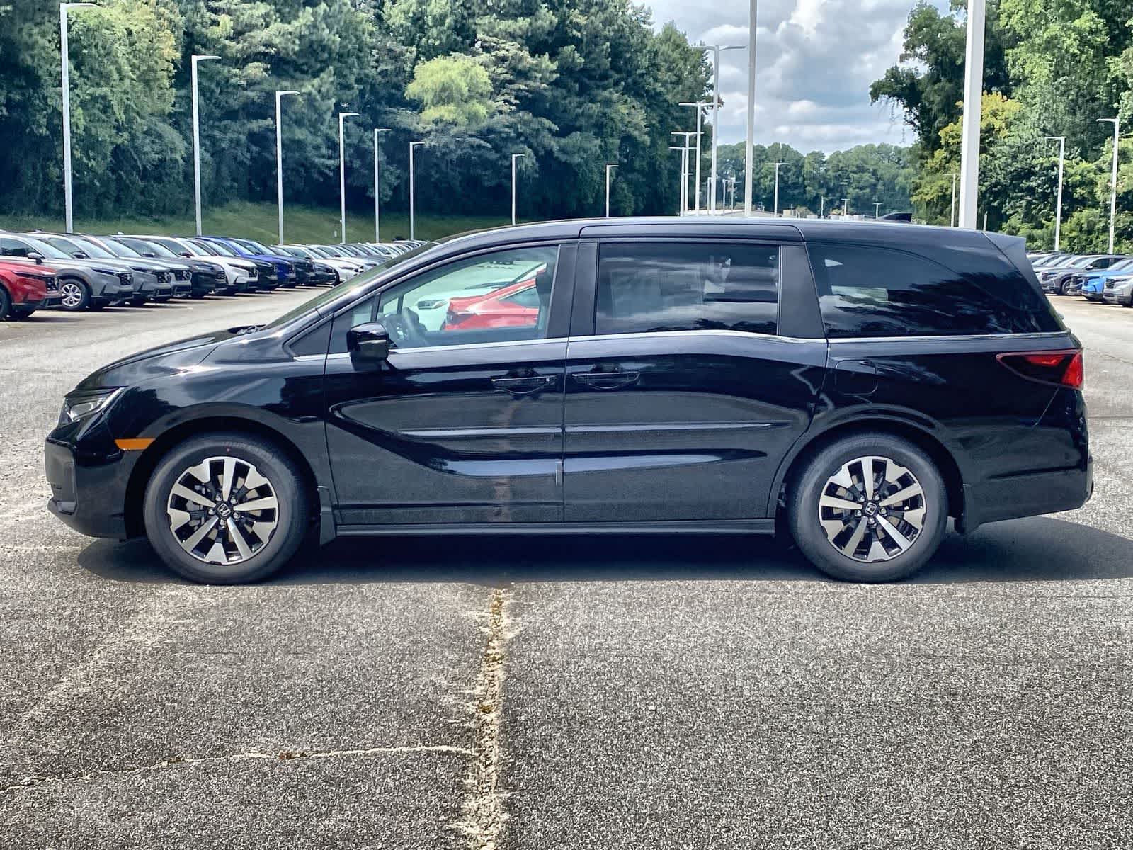 Thumbnail: 2026 Honda Odyssey - 2