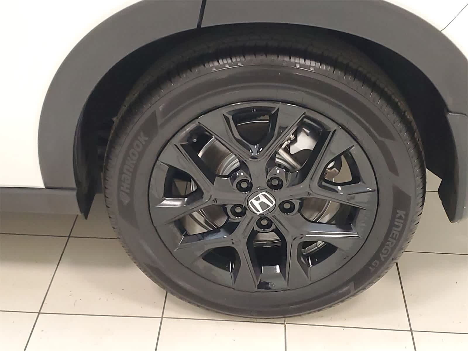 Thumbnail: 2025 Honda HR-V - 22