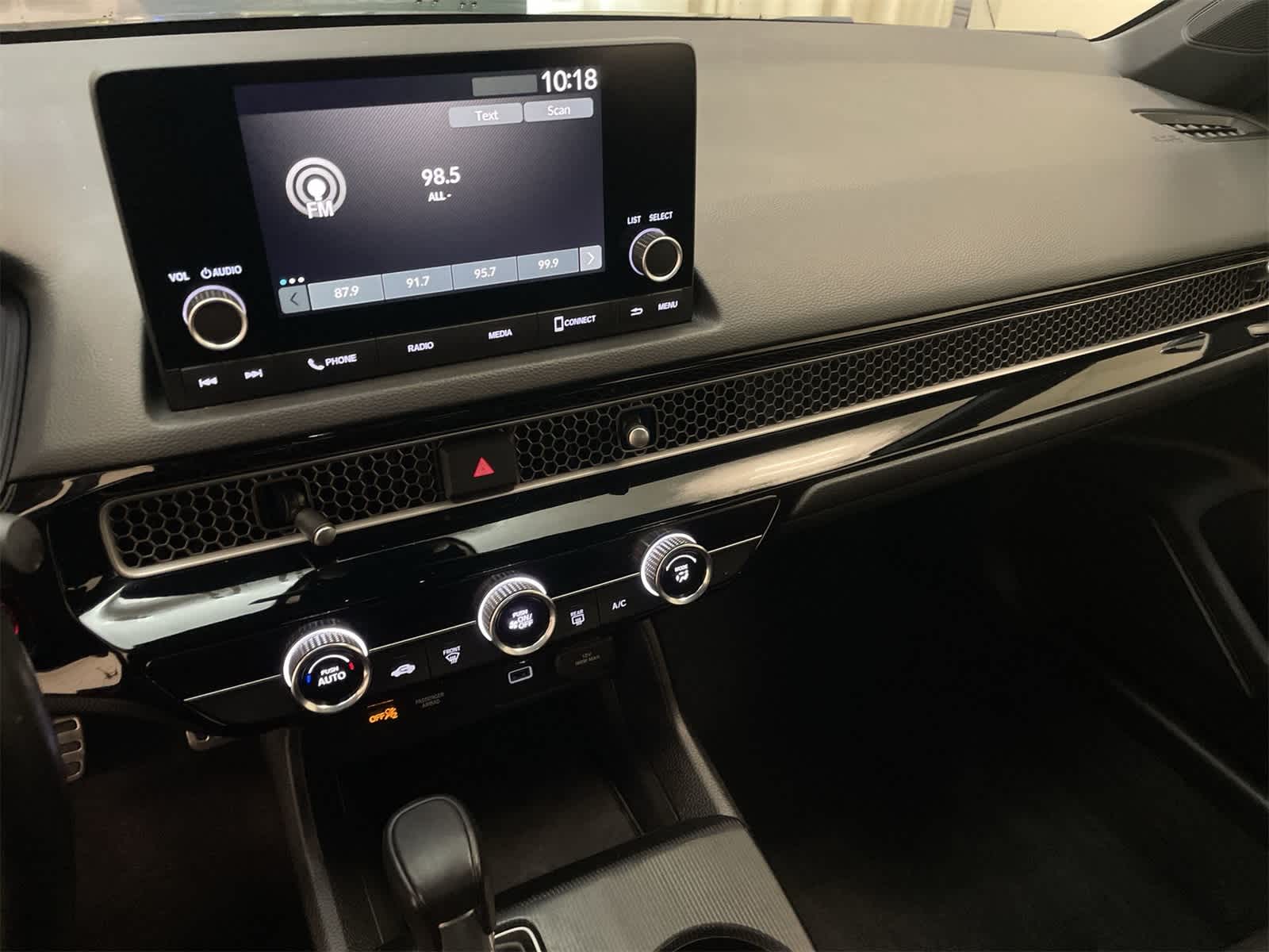 Thumbnail: 2024 Honda Civic - 27