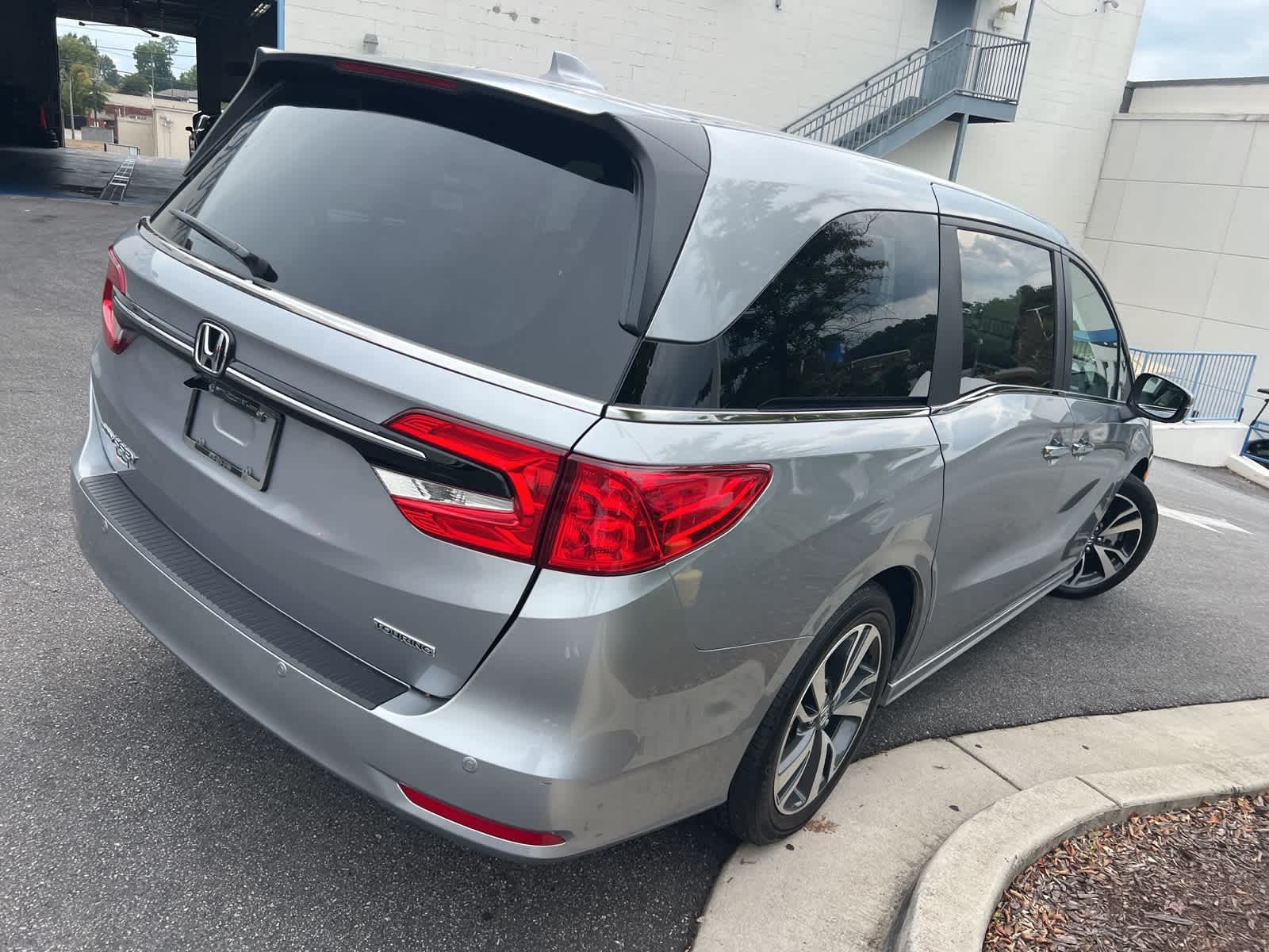 Thumbnail: 2024 Honda Odyssey - 10