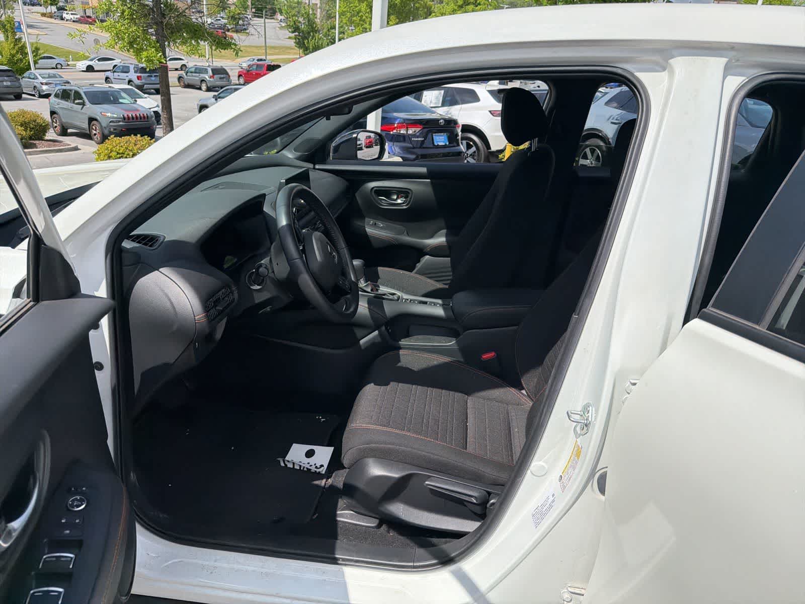 Thumbnail: 2025 Honda HR-V - 16