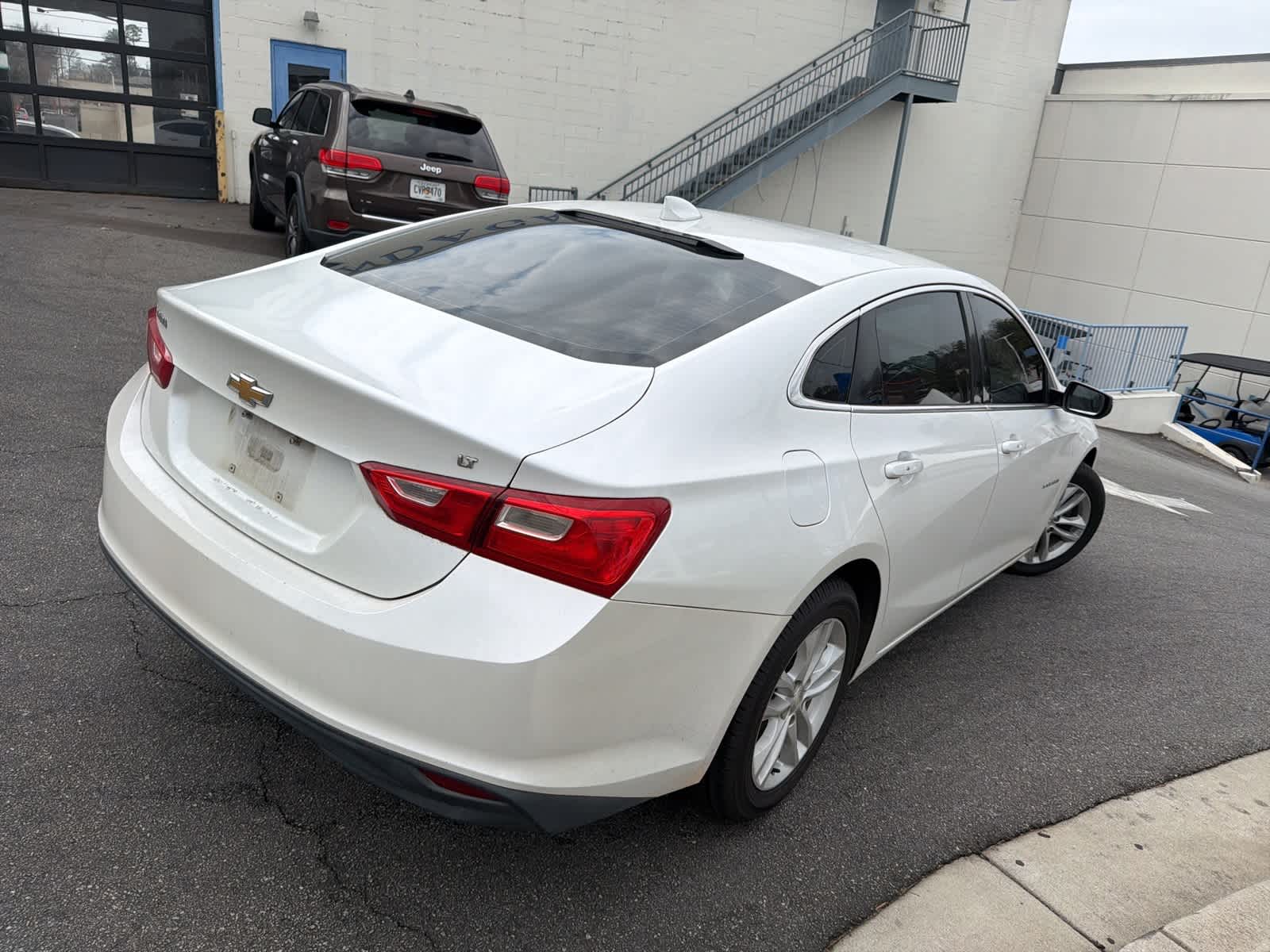 Thumbnail: 2016 Chevrolet Malibu - 10